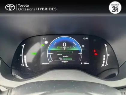 Photo 13 Toyota Yaris  116h Design 5p MC24