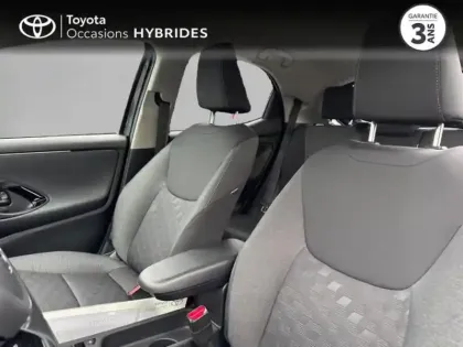 Photo 10 Toyota Yaris  116h Design 5p MC24