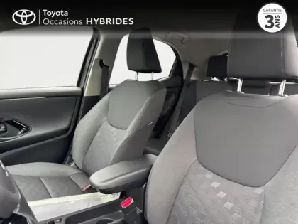 Photo 25 Toyota Yaris  116h Design 5p MC24