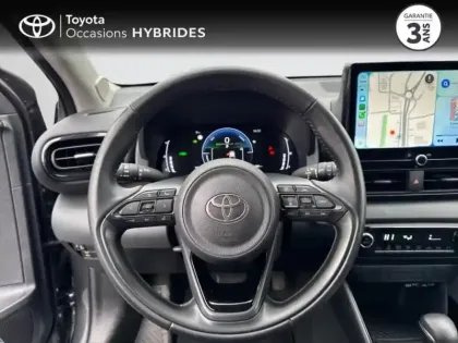 Photo 27 Toyota Yaris  116h Design 5p MC24