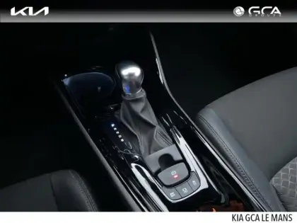 Photo 8 Toyota C-HR  122h Edition 2WD E-CVT MY22