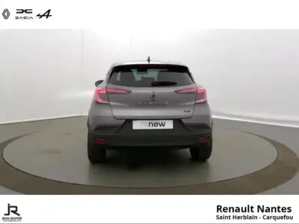 Photo 12 Renault Captur  1.6 E-Tech full hybrid 145ch Techno