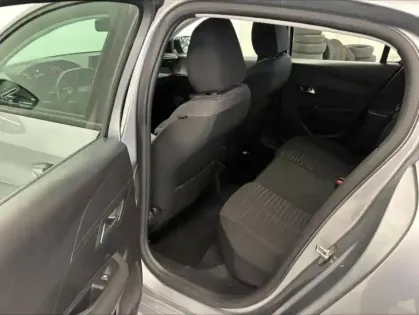 Photo 14 Peugeot 208  1.5 BlueHDi 100ch S&S Active