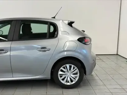 Photo 2 Peugeot 208  1.5 BlueHDi 100ch S&S Active