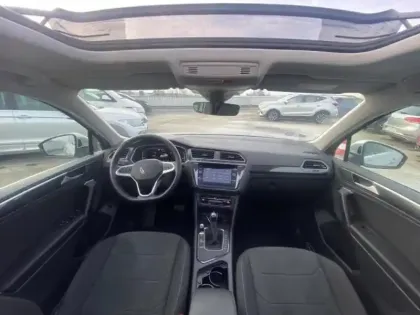 Photo 12 Volkswagen Tiguan  1.5 TSI 150ch Elegance DSG7