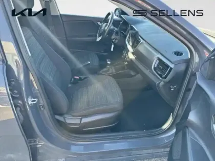 Photo 5 Kia Stonic  1.0 T-GDi 120ch MHEV Active Business DCT7