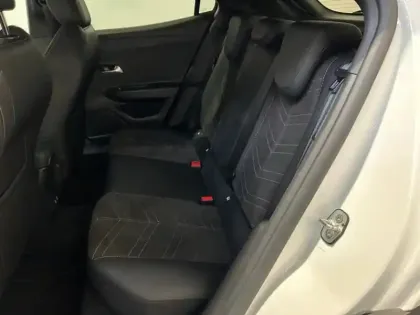 Photo 9 Opel Mokka  -e 136 Ultimate / 50 kWh / Gps / Carplay / Caméra