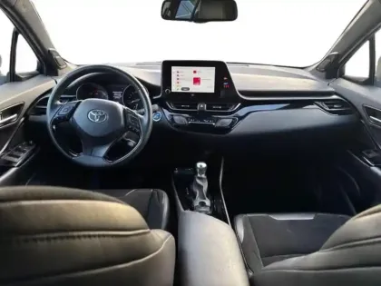 Photo 5 Toyota C-HR  184h Collection 2WD E-CVT MY22