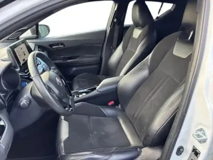 Photo 6 Toyota C-HR  184h Collection 2WD E-CVT MY22