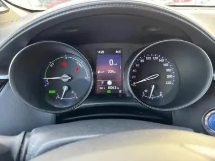 Photo 10 Toyota C-HR  184h Collection 2WD E-CVT MY22