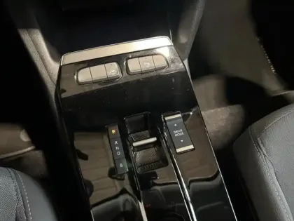 Photo 14 Opel Mokka  -e 136 Elegance / 50 kWh / Gps / Caméra