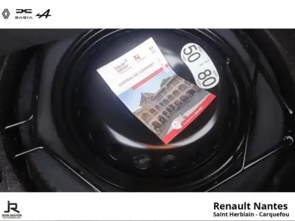 Photo 12 Renault Clio  1.6 E-Tech 145ch full hybrid Techno - 25