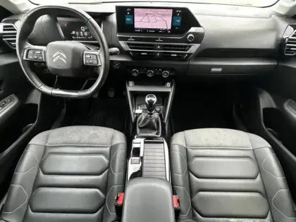 Photo 7 Citroën C4  PureTech 130ch S&S Shine