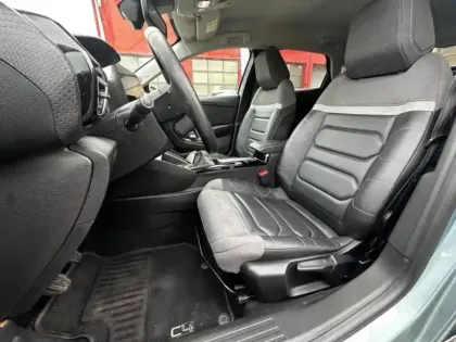 Photo 10 Citroën C4  PureTech 130ch S&S Shine