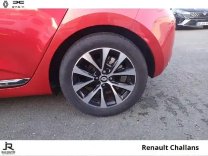 Photo 7 Renault Clio  1.6 E-Tech hybride 145ch Techno