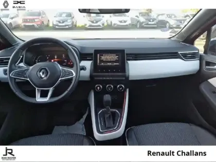 Photo 4 Renault Clio  1.6 E-Tech hybride 145ch Techno