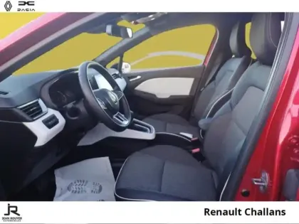 Photo 17 Renault Clio  1.6 E-Tech hybride 145ch Techno