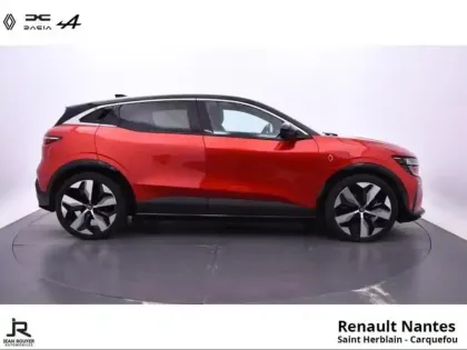 Photo 5 Renault Megane  E-Tech Electric EV60 220ch Techno optimum charge -B