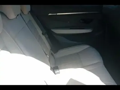 Photo 12 Renault Megane  E-Tech Electric EV60 220ch Iconic super charge