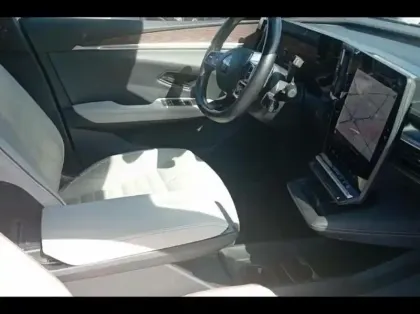 Photo 10 Renault Megane  E-Tech Electric EV60 220ch Iconic super charge