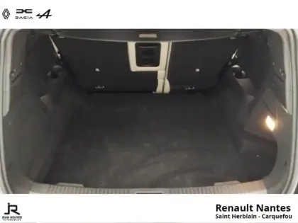 Photo 11 Renault Espace  1.2 E-Tech full hybrid 200ch Iconic 5 places - 24