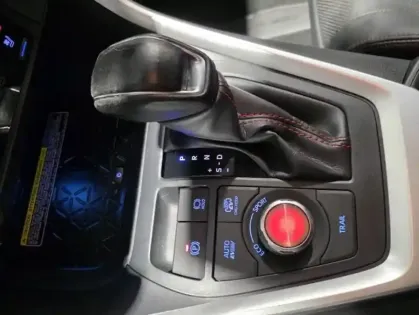 Photo 12 Toyota Rav4  Hybride Rechargeable 306ch Collection AWD