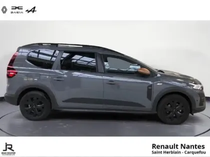 Photo 5 Dacia Jogger  1.6 hybrid 140ch Extreme+ 7 places -24