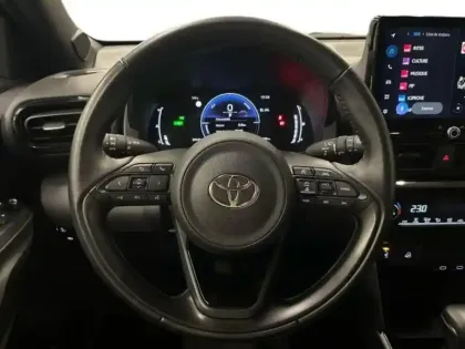 Photo 14 Toyota Yaris  Cross 130h Design AWD-i MC24