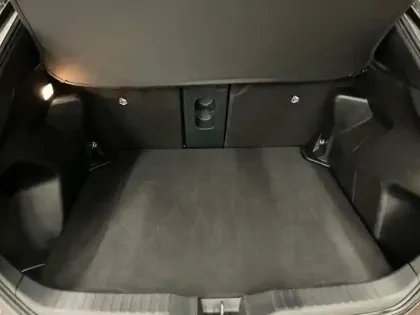 Photo 11 Toyota Yaris  Cross 130h Design AWD-i MC24