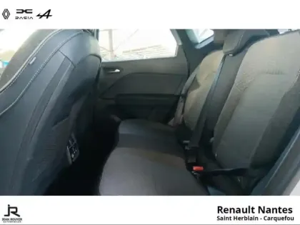 Photo 13 Renault Captur  1.6 E-Tech full hybrid 145ch Techno