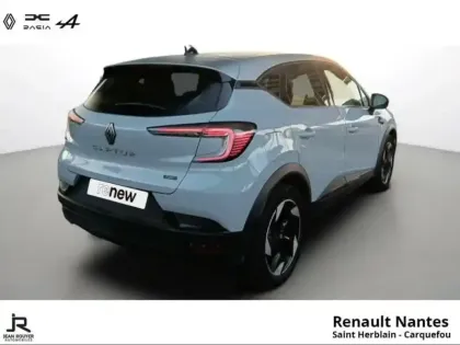 Photo 4 Renault Captur  1.6 E-Tech full hybrid 145ch Techno