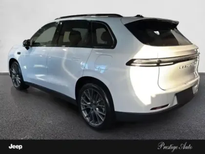 Photo 4 Leapmotor C10  REEV 215ch 28,4 kWh Design MY25