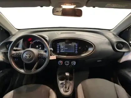 Photo 9 Toyota Aygo  X 1.0 VVT-i 72ch Dynamic S-CVT