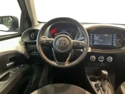 Photo 10 Toyota Aygo  X 1.0 VVT-i 72ch Dynamic S-CVT