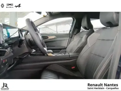 Photo 12 Renault Espace  1.2 E-Tech full hybrid 200ch Iconic 7 places - 24