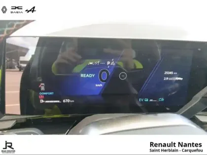 Photo 10 Renault Espace  1.2 E-Tech full hybrid 200ch esprit Alpine 7 places - 24