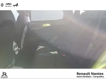 Photo 13 Renault Espace  1.2 E-Tech full hybrid 200ch esprit Alpine 7 places - 24