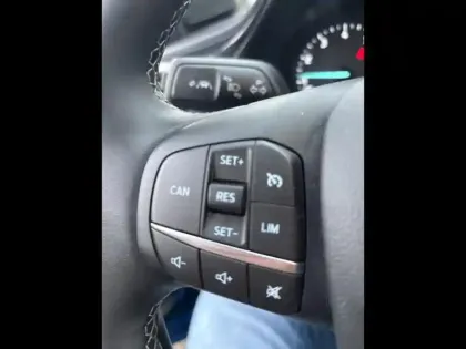 Photo 14 Ford Puma  1.0 Flexifuel 125 ch S&S mHEV Titanium