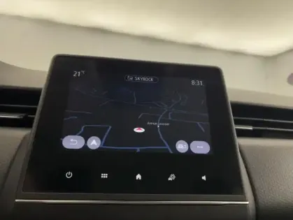 Photo 19 Renault Clio E-Tech 140 21N Business 5p