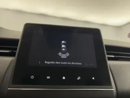 Photo 18 Renault Clio E-Tech 140 21N Business 5p