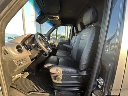 Photo 4 Mercedes Sprinter 317 CDI 170CV Boite Auto Pack Métal Led 39900HT