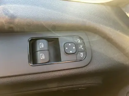 Photo 23 Mercedes Sprinter 317 CDI 170CV Boite Auto Pack Métal Led 39900HT