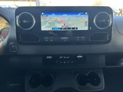 Photo 12 Mercedes Sprinter 317 CDI 170CV Boite Auto Pack Métal Led 39900HT