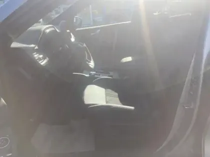 Photo 9 Ford Kuga 2.5 Duratec 180ch Hybrid FlexiFuel ST-Line X Powershift