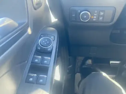 Photo 5 Ford Kuga 2.5 Duratec 180ch Hybrid FlexiFuel ST-Line X Powershift