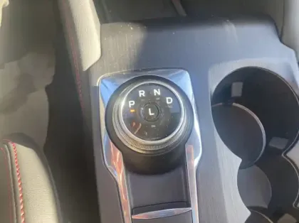 Photo 7 Ford Kuga 2.5 Duratec 180ch Hybrid FlexiFuel ST-Line X Powershift