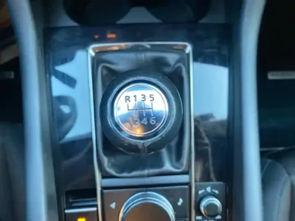 Photo 7 Mazda 3 2.0 e-SKYACTIV-X M-Hybrid 186ch Sportline 2022