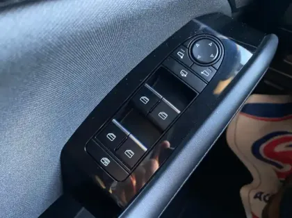 Photo 5 Mazda 3 2.0 e-SKYACTIV-X M-Hybrid 186ch Sportline 2022