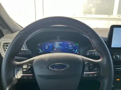 Photo 6 Ford Kuga 2.5 Duratec 190ch FHEV E85 ST-Line BVA