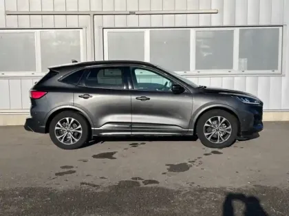 Photo 21 Ford Kuga 2.5 Duratec 190ch FHEV E85 ST-Line BVA